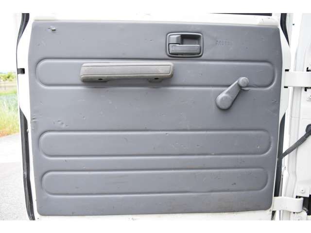 Isuzu ELF TRUCK 2007-03 12757-11