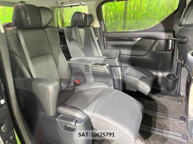 Toyota ALPHARD 2022-10 299575-9
