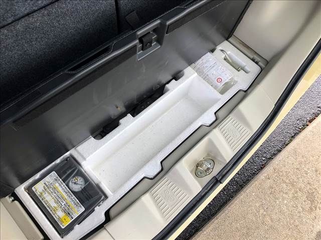 Suzuki SPACIA 2017-12 183262-29