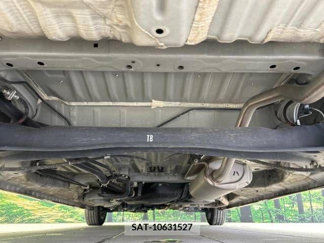 Honda N BOX CUSTOM 2019-10 307078-19