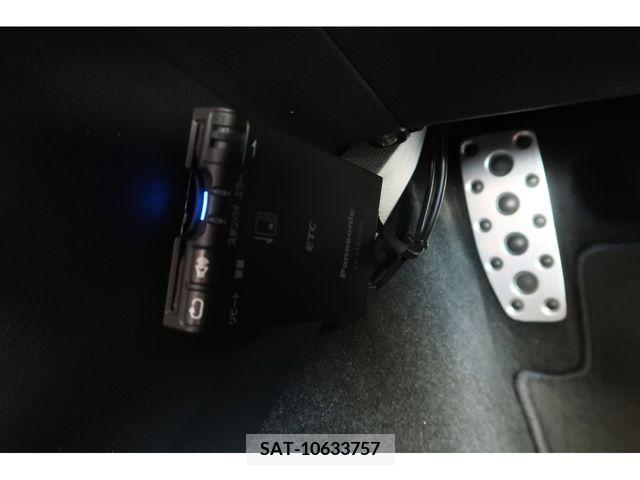 Subaru LEVORG 2015-06 330457-11