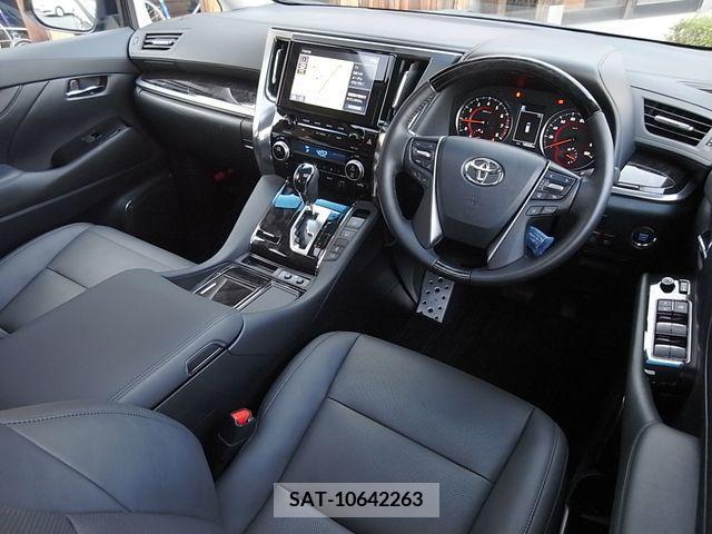 Toyota ALPHARD 2023-03 220715-2