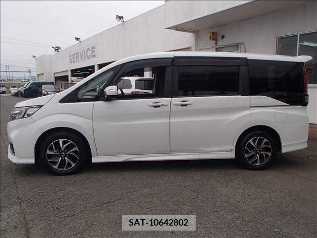 Honda e 2019-06 372831-9