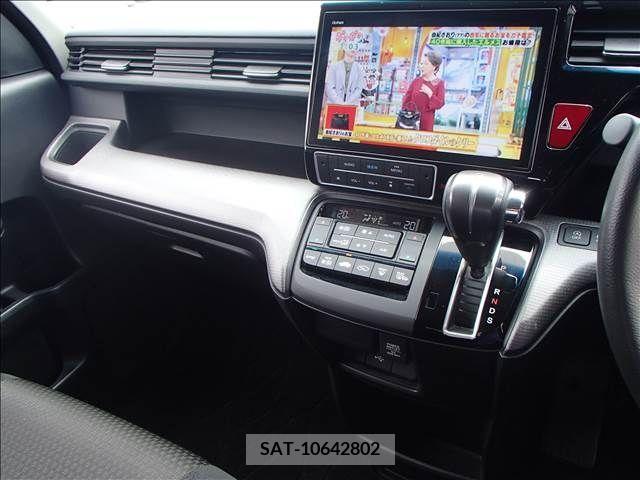 Honda e 2019-06 372831-16