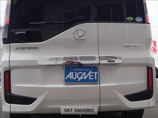 Honda e 2019-06 372831-2