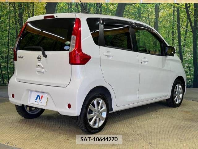 Nissan DAYZ 2017-08 323400-17