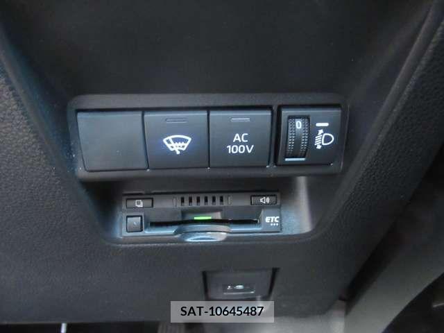 Toyota AQUA 2021-11 260410-16