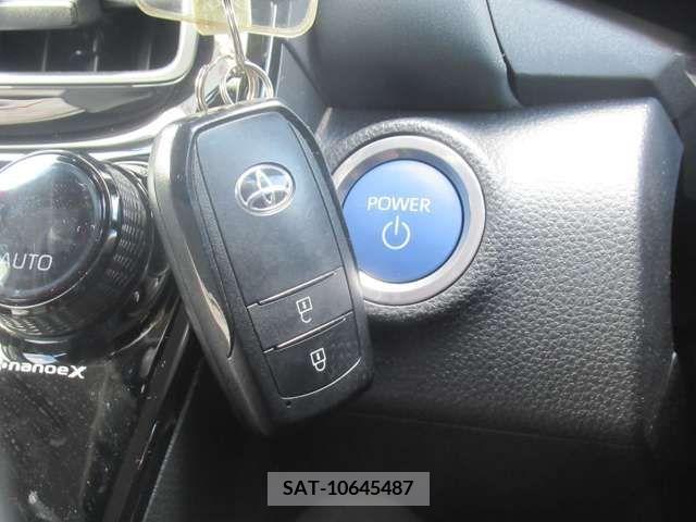 Toyota AQUA 2021-11 260410-14