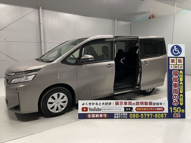 Toyota VOXY 2018-08 24783-0