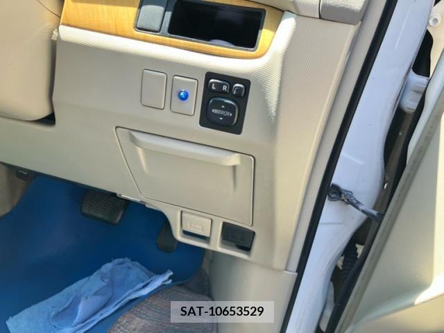 Toyota ESTIMA 2008-06 390701-13