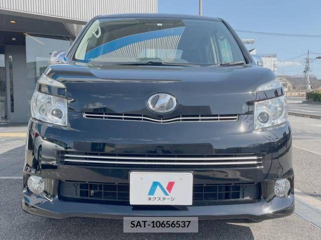 Toyota VOXY 2009-09 255677-12