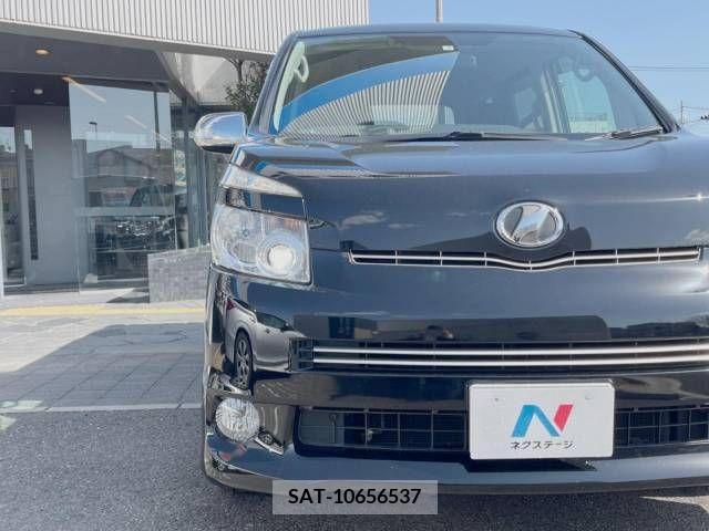 Toyota VOXY 2009-09 255677-10