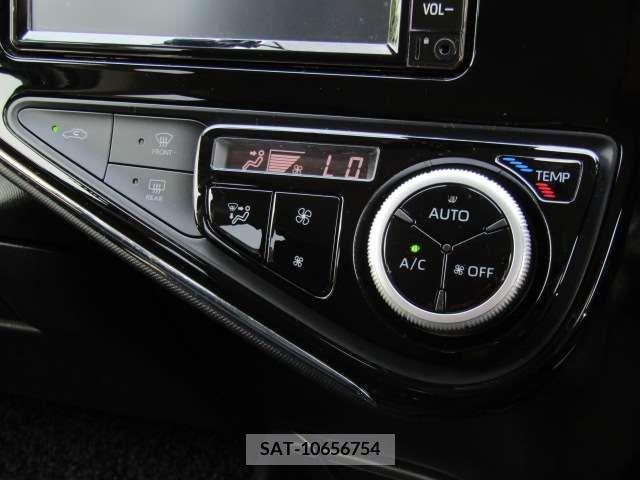 Toyota AQUA 2019-01 347919-13
