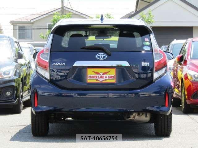 Toyota AQUA 2019-01 347919-8