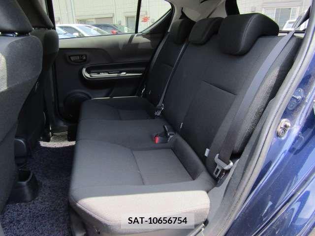 Toyota AQUA 2019-01 347919-17