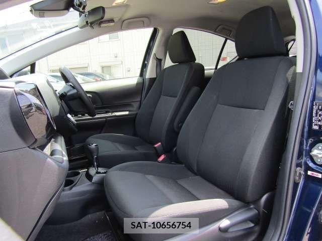 Toyota AQUA 2019-01 347919-16