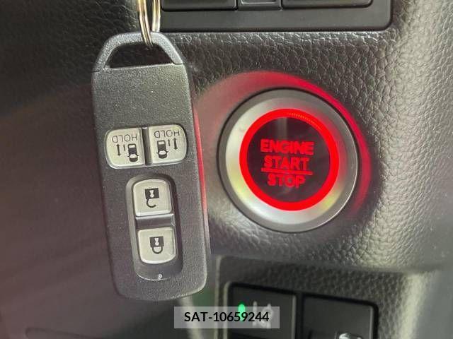 Honda N BOX CUSTOM 2021-08 307272-7