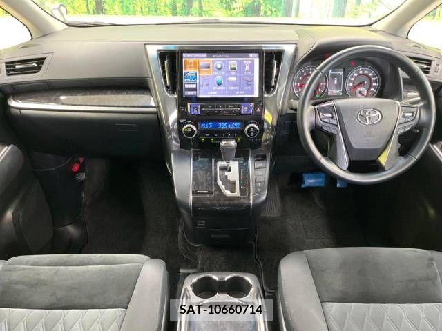 Toyota ALPHARD 2019-02 338408-1