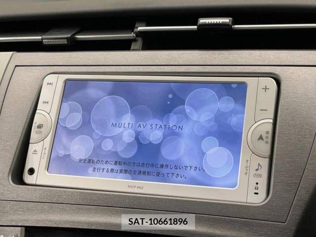 Toyota PRIUS 2013-01 344634-2