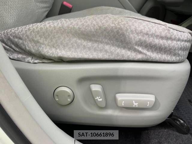 Toyota PRIUS 2013-01 344634-5