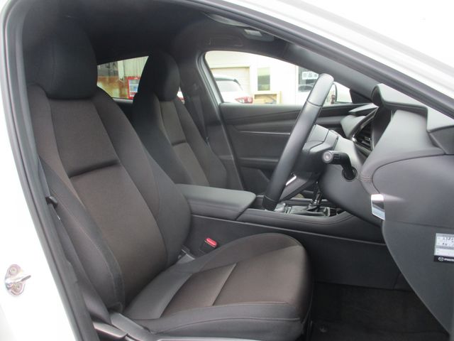 Mazda MAZDA3 2020-07 4451-10