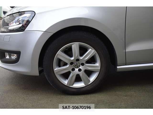 VolksWagen POLO 2010-12 221815-9