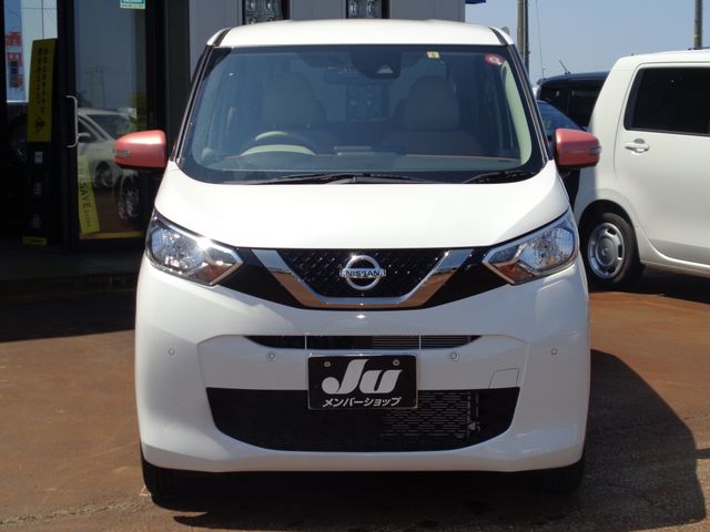 Nissan DAYZ 2019-05 4302-3