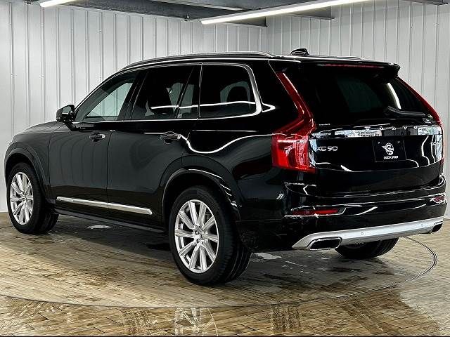 Volvo XC90 2019-05 5712-16