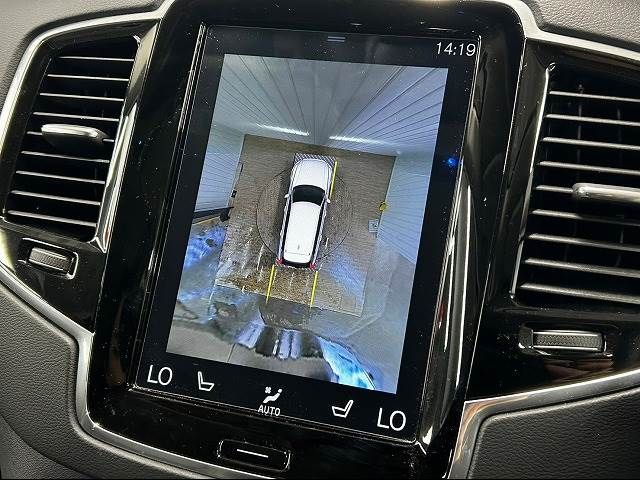 Volvo XC90 2019-05 5712-3