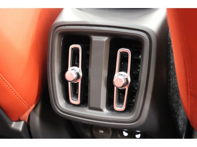 Volvo XC40 2019-11 22075-17