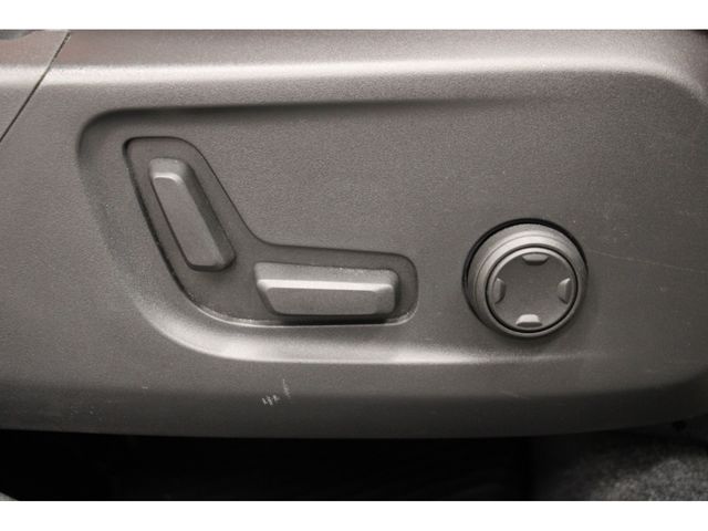 Volvo XC40 2019-11 22075-9
