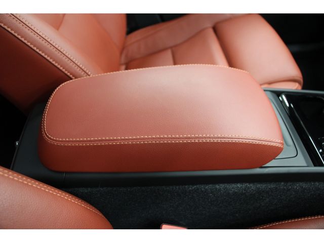 Volvo XC40 2019-11 22075-14