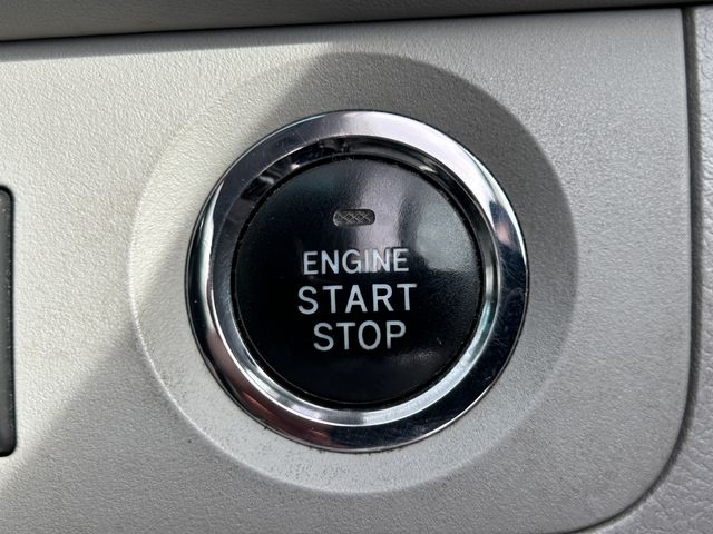 Toyota CROWN SEDAN 2010-11 186015-10