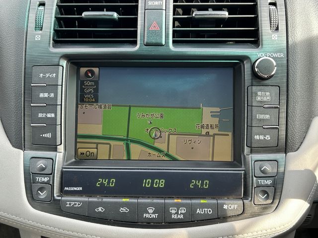 Toyota CROWN SEDAN 2010-11 186015-8