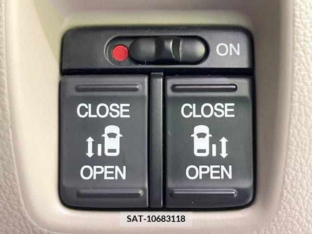 Honda N BOX 2016-06 278631-5