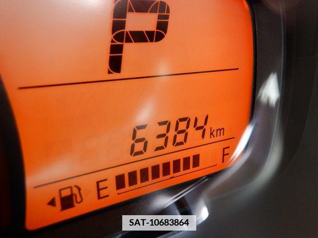 Suzuki ALTO 2017-02 372533-14