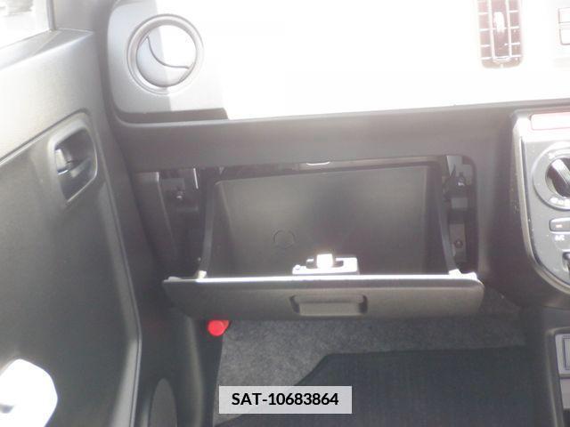 Suzuki ALTO 2017-02 372533-23