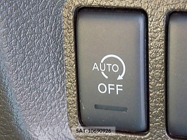 Nissan CUBE 2015-02 212799-11