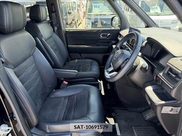 Honda e 2022-07 348060-15