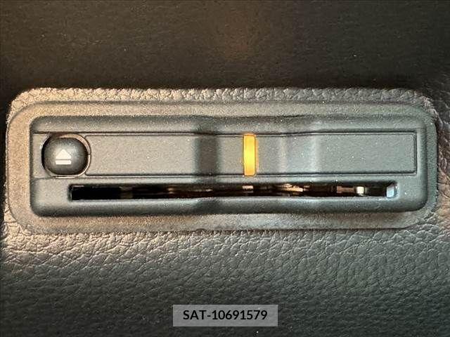Honda e 2022-07 348060-5