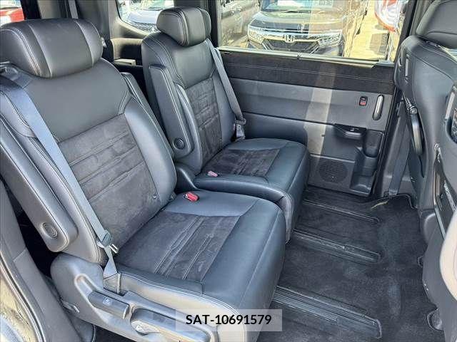 Honda e 2022-07 348060-17