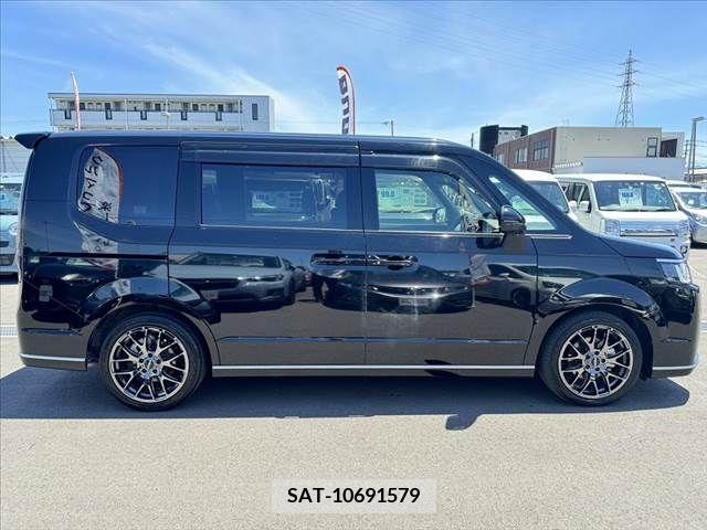 Honda e 2022-07 348060-10