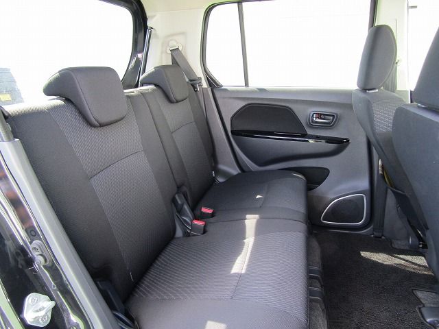Suzuki WAGON R 2013-01 8262-3