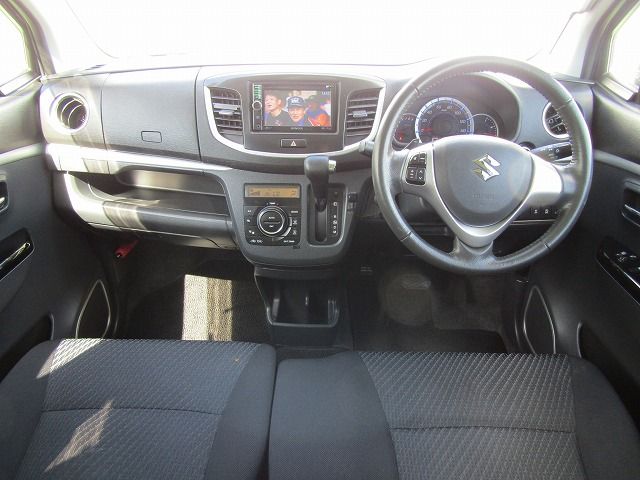 Suzuki WAGON R 2013-01 8262-1