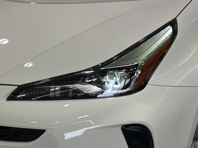 Toyota PRIUS 2019-06 11006-12