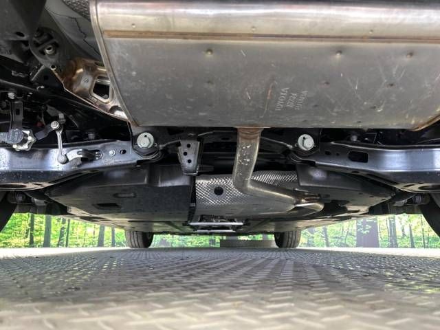 Toyota PRIUS 2019-06 11006-19