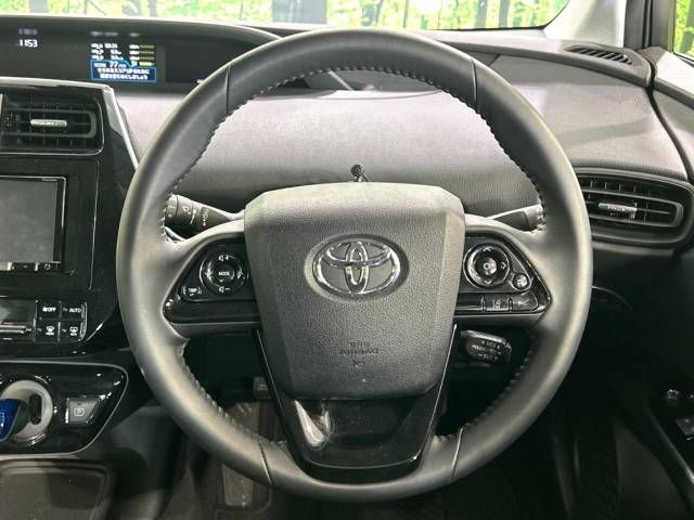 Toyota PRIUS 2019-06 11006-11