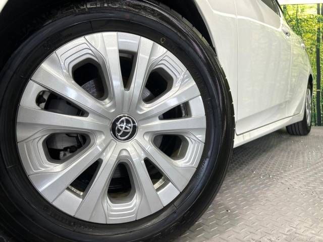 Toyota PRIUS 2019-06 11006-13