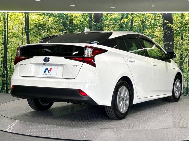 Toyota PRIUS 2019-06 11006-17