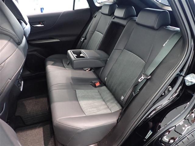 Toyota HARRIER 2022-05 18354-22